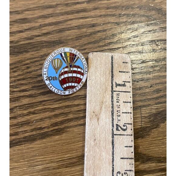 Vintage Albuquerque 1991 20th International Balloon Festival Pin - Picture 2 of 3